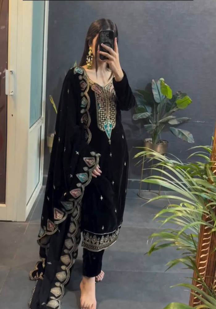 Elegant Black Embroidered Velvet Suit with Dupatta